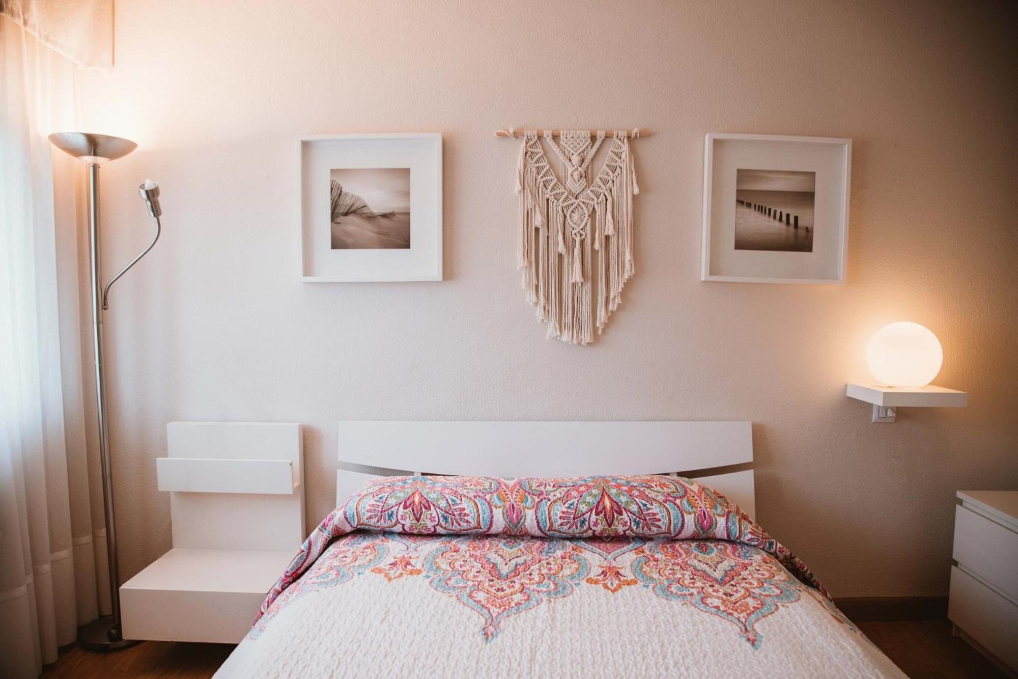 Becquer, Luminoso Y Amplio Apartamento, Playa A 3km Vut-1035-as Apartment *
